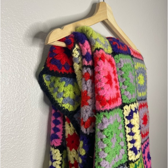 Handmade Crochet Grannycore Square Boho Square Blanket Throw - Picture 2 of 4
